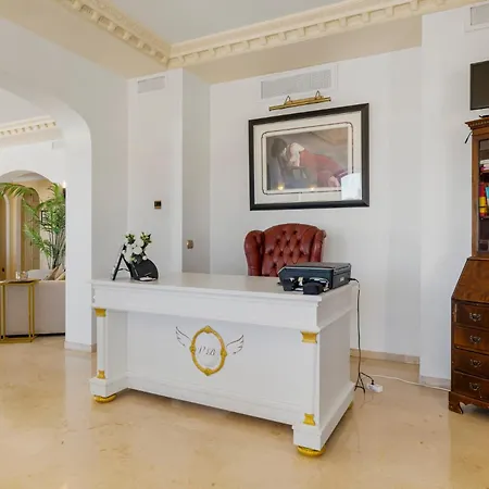 Luxury Bellagio (adults Only) Эстепона