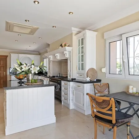 Luxury Bellagio (adults Only) *